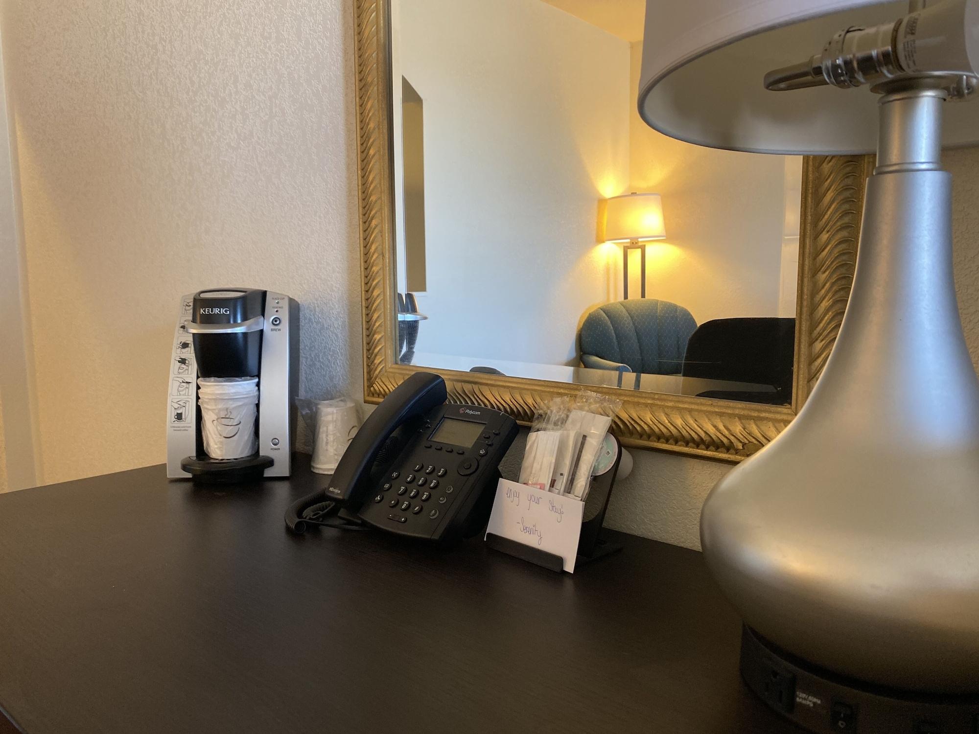 Lajunta Hotel