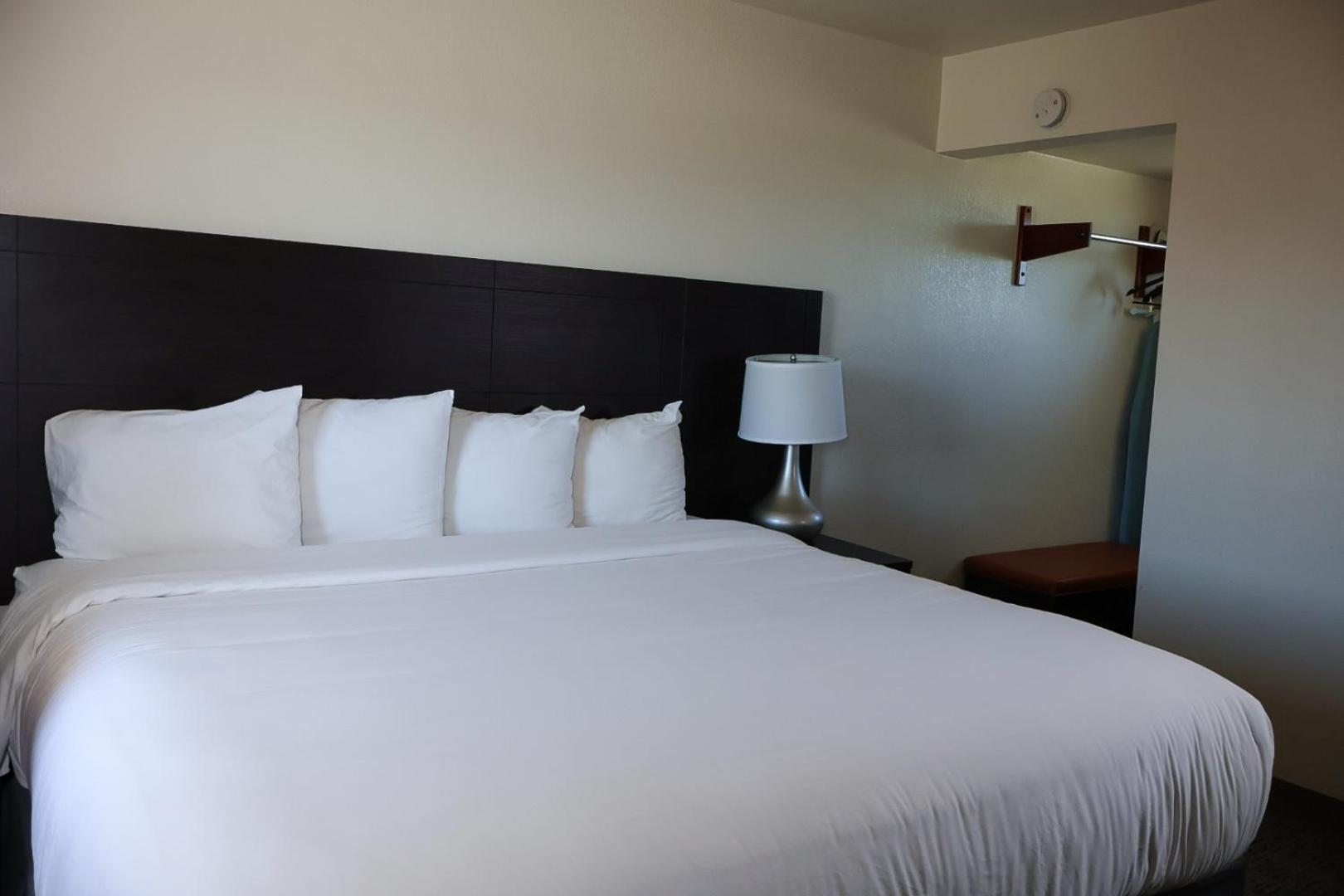 Hotel Lajunta 3*